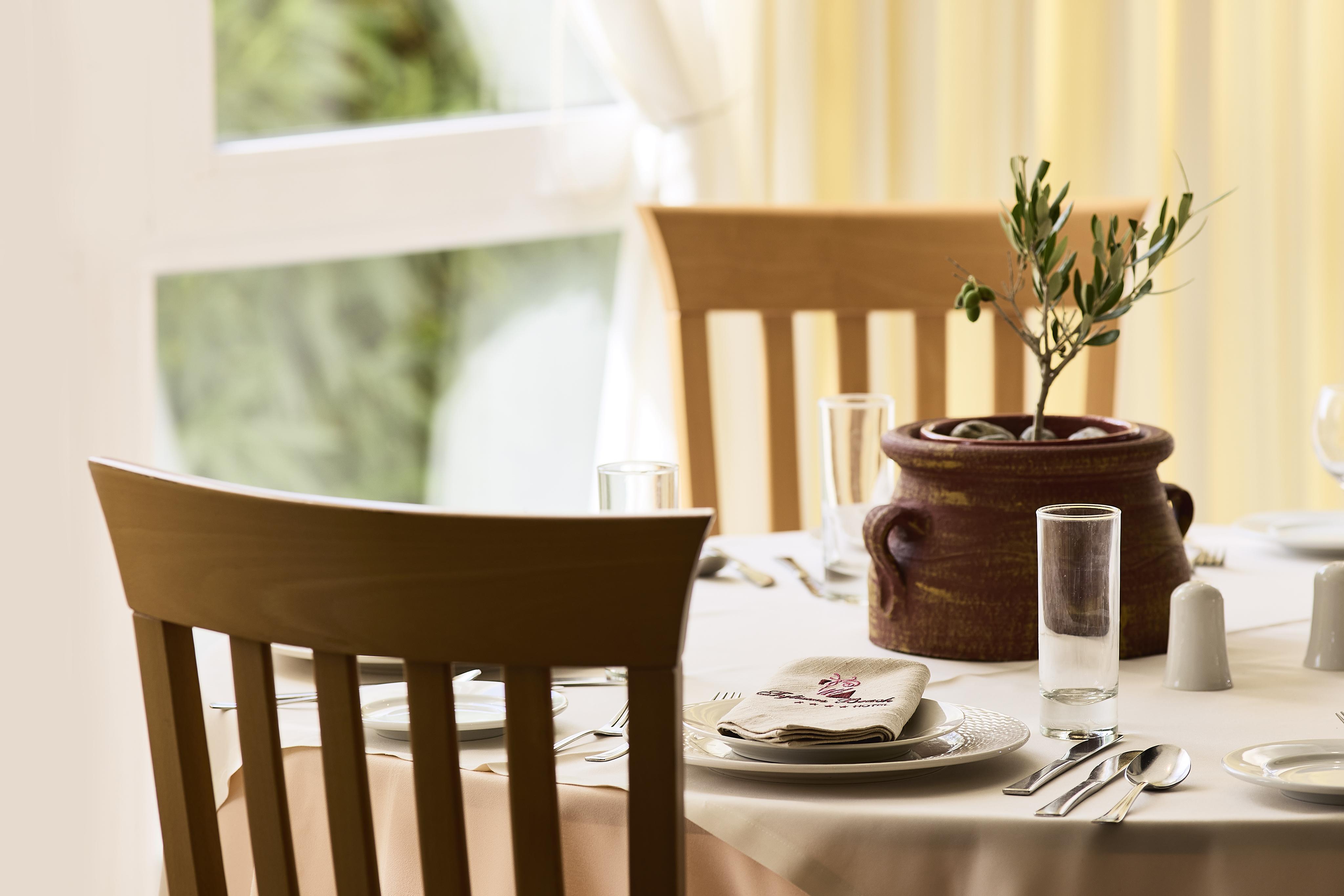 Tylissos Beach Hotel - Adults Only Ierapetra  Bagian luar foto