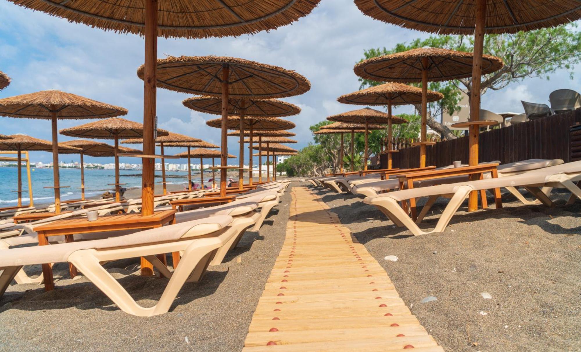 Tylissos Beach Hotel - Adults Only Ierapetra  Bagian luar foto